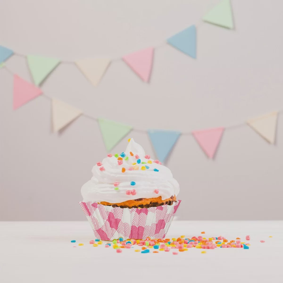 Pink Gingham Cupcake Cups (Pack of 25)