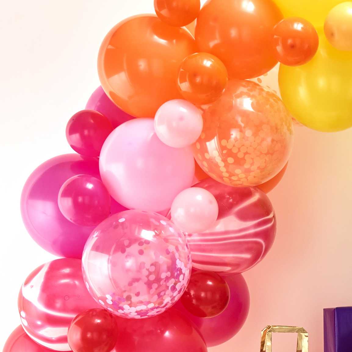 Ginger Ray Rainbow Balloon Garland Kit (Pack of 85)