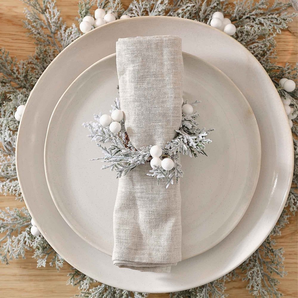 Christmas Foliage Napkin Ring with Berries (Pack of 4)