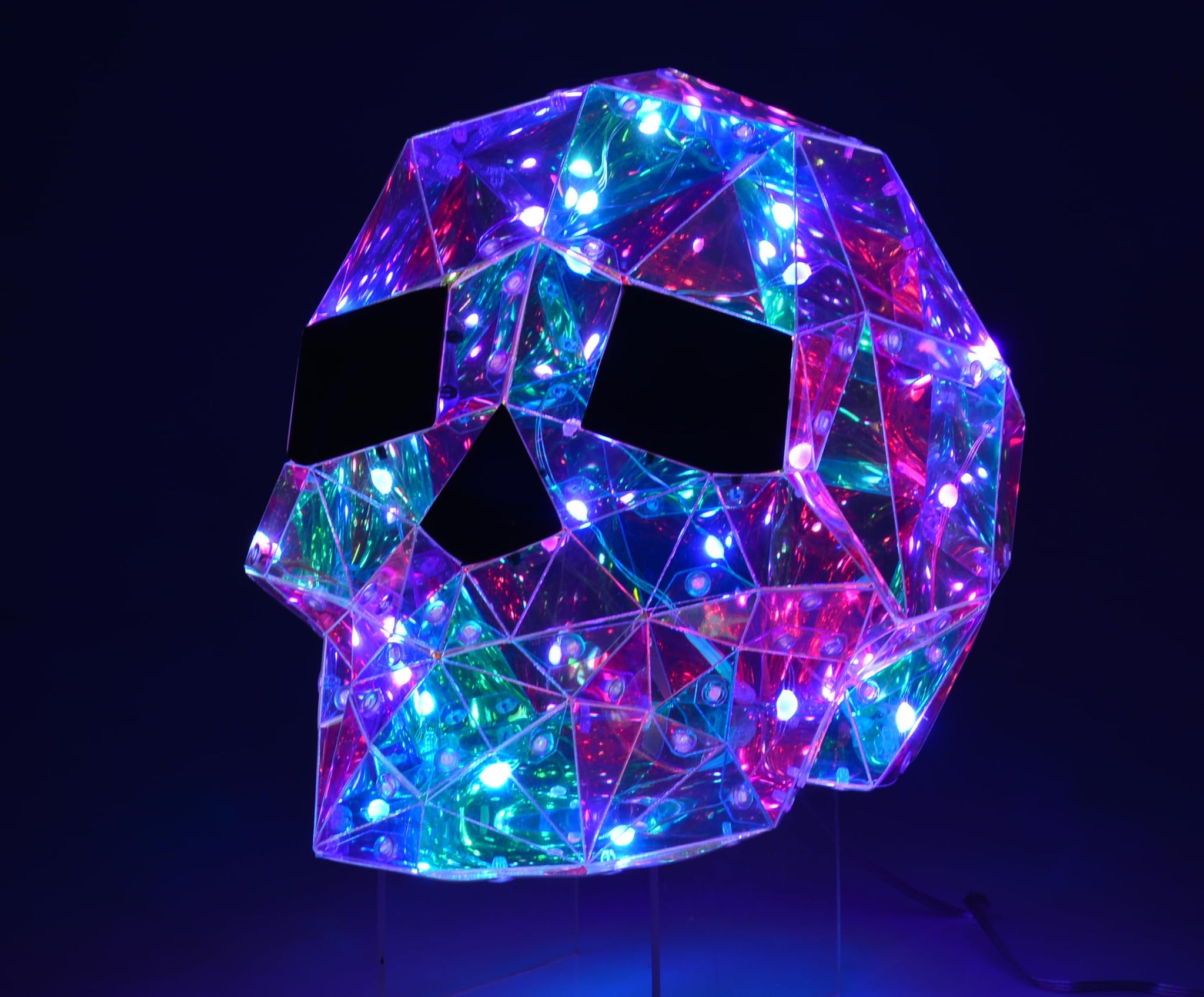 Prism Light Skull 20cm